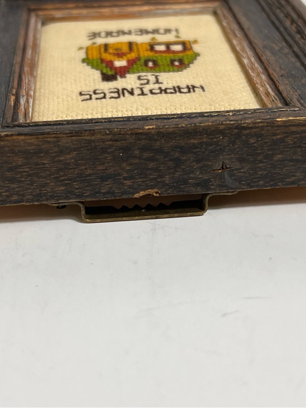 VTG Mini Framed Cross-Stitch Small House Happiness Is Homemade - Picture 7 of 11